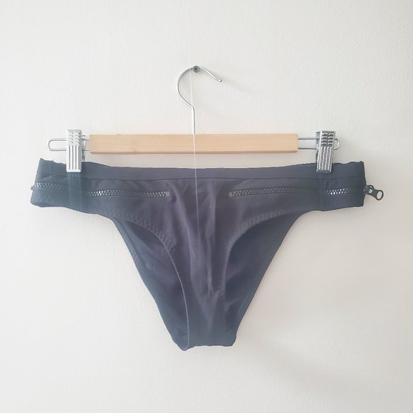 Agent Provocateur Blaize Bikini Bottoms. Size 3 / US 6 / Small. Black. - Picture 1 of 8